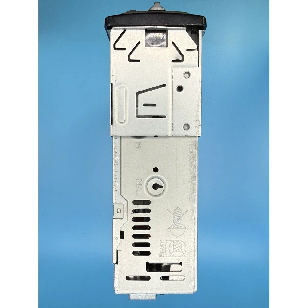 Sony XR-C7220 AM FM Cassette Radio. PLEASE READ